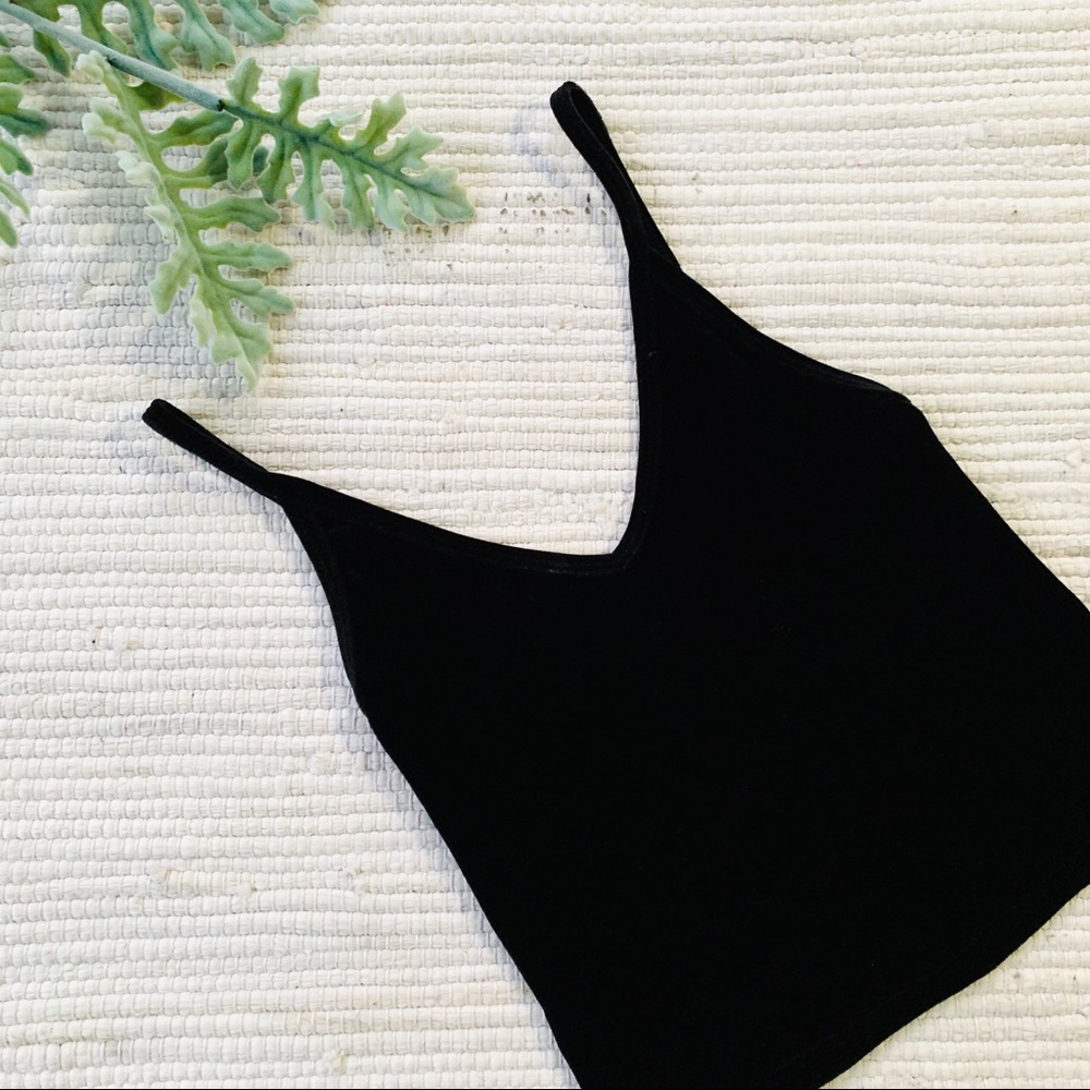 American apparel black velvet crop top AB-005